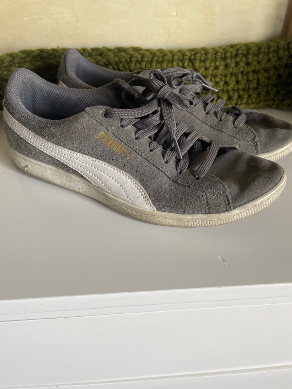 Puma Gray Suede Sneakers with White Stripe and Gold Logo